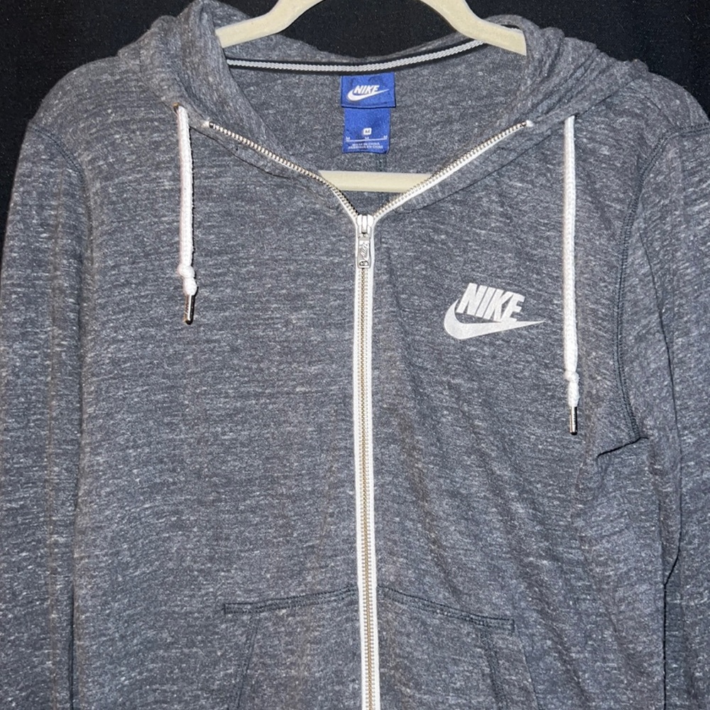 Zip up lightweight hoodie women’s Nike
